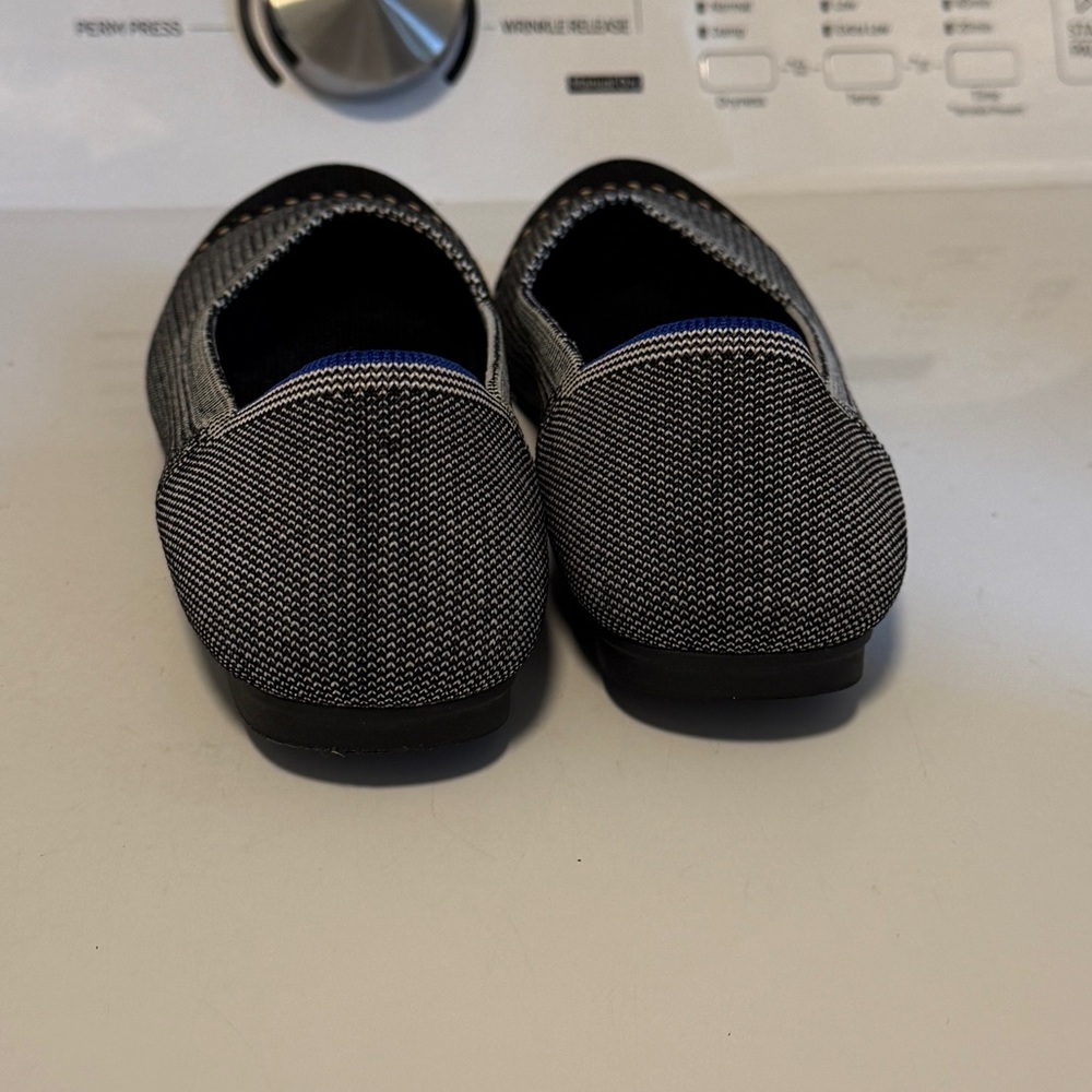 Black and white Rothy's - Picture 3 of 5